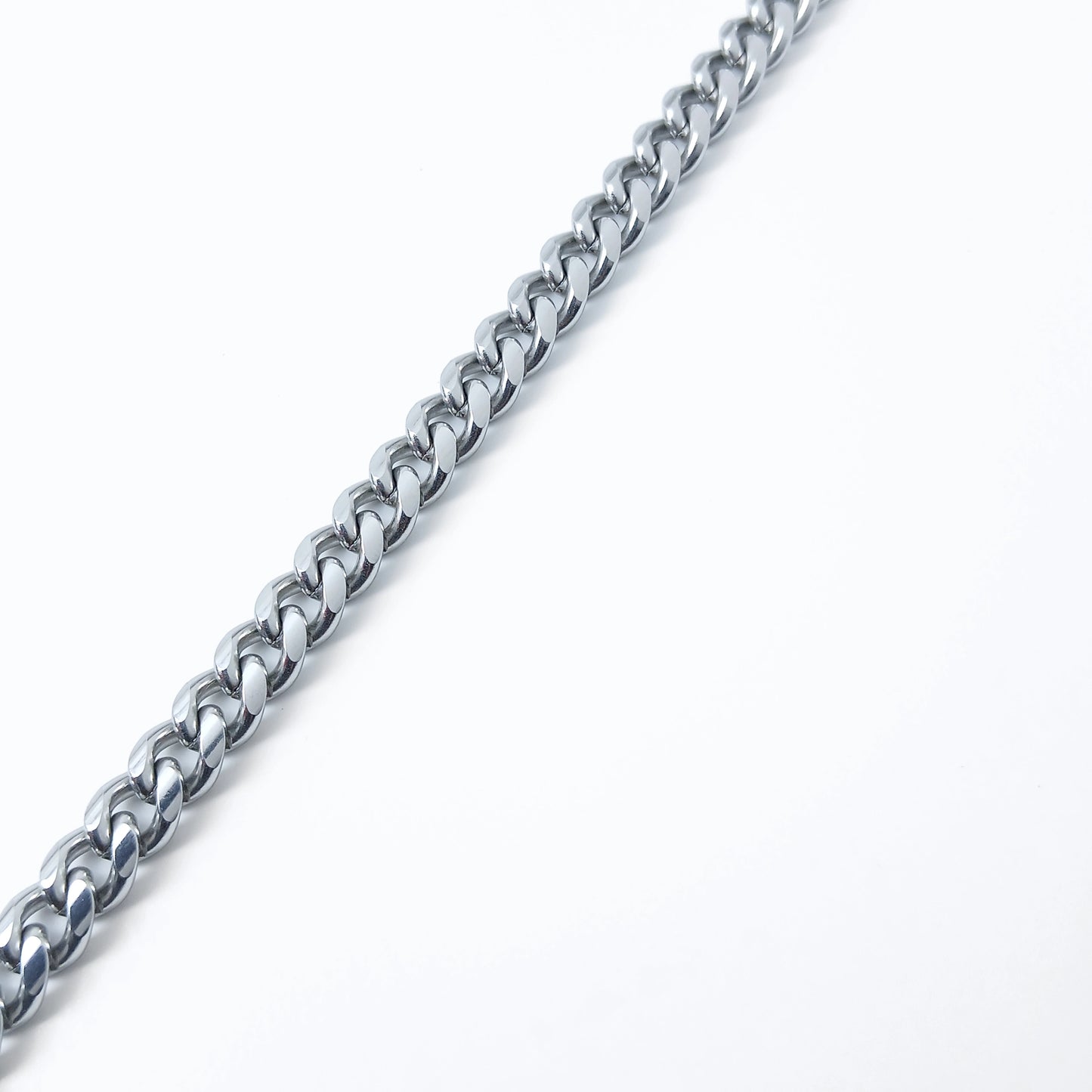 7mm curbn chin cuban chain miami cuban chain chain for men men's jewellery jewelry for men. cuban chain. stainless steel chain for men. stainless steel jewellery.